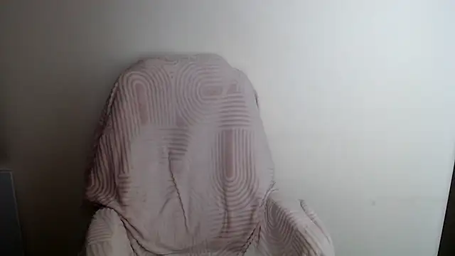 Snapshot of LiaSeass_ chatting on June 14, 11:11 am LiaSeass online show from June 14, 11:11 am
