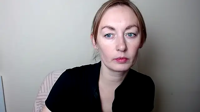 LiaSeass  online show from January 7, 7:24 am