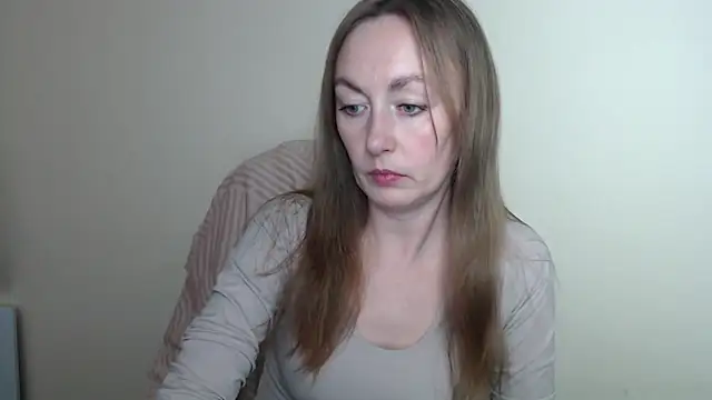 LiaSeass  online show from May 7, 12:19 pm