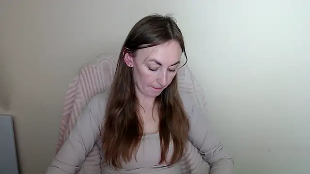 LiaSeass  online show from May 21, 12:46 pm