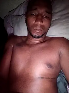 Snapshot of big_black27 chatting on December 16, 12:09 pm big black27 online show from December 16, 12:09 pm