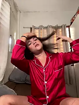 stripyapril online show from January 12, 8:10 am