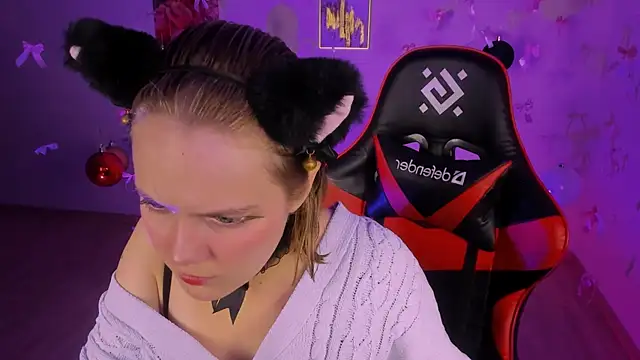 madeline doll online show from December 19, 11:18 pm