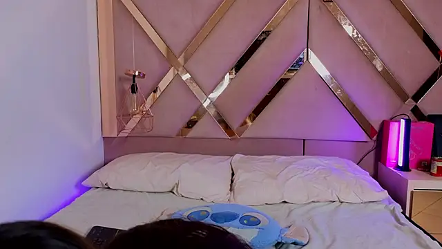 Stephanny Blush online show from March 27, 7:59 pm