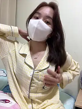 Baby22223 online show from March 26, 1:09 pm