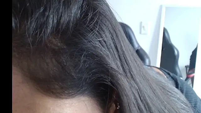 NovahPerotti online show from February 26, 8:09 pm