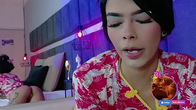 luna blannco online show from June 15, 4:39 pm