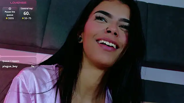 luna blannco online show from July 10, 10:59 am