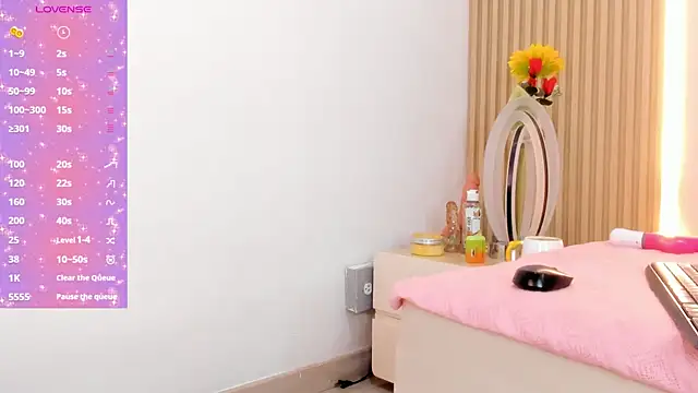 emily rivas  online show from April 1, 3:19 am