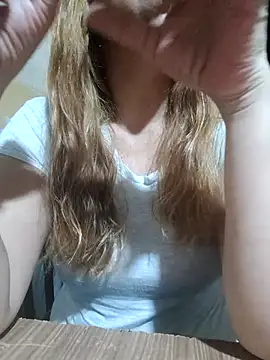 Snapshot of cari75 chatting on July 16, 4:42 am cari75 online show from July 16, 4:42 am
