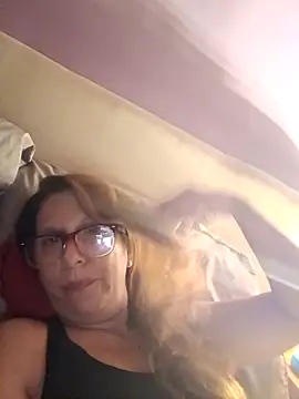 Snapshot of cari75 chatting on February 3, 2:53 am cari75 online show from February 3, 2:53 am