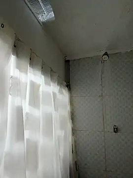 Snapshot of cari75 chatting on February 3, 1:49 am cari75 online show from February 3, 1:49 am