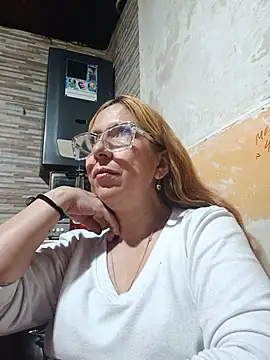 Snapshot of cari75 chatting on July 12, 5:19 am cari75 online show from July 12, 5:19 am