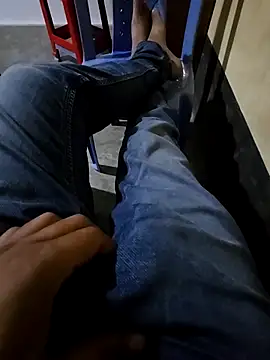 SHARIF12123 online show from February 14, 5:46 pm