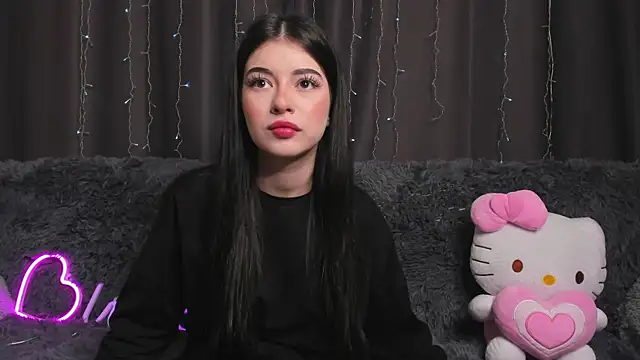 LisaColee online show from June 14, 1:12 pm