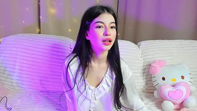LisaColee online show from June 16, 6:19 pm