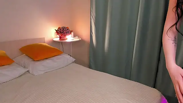LisaColee online show from May 25, 4:17 pm