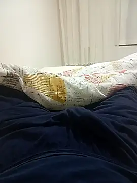 Snapshot of Ogulcan834 chatting on October 27, 10:00 pm Ogulcan834 online show from October 27, 10:00 pm