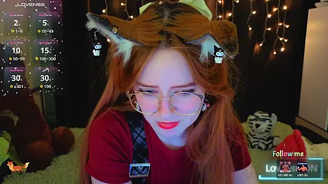 LittleFoxHole online show from December 22, 2:01 am