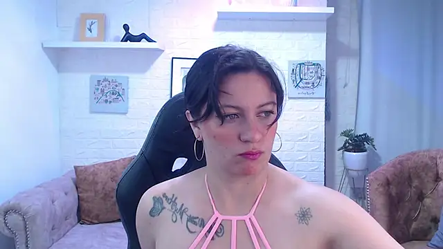 amanda rousee online show from March 21, 3:30 am