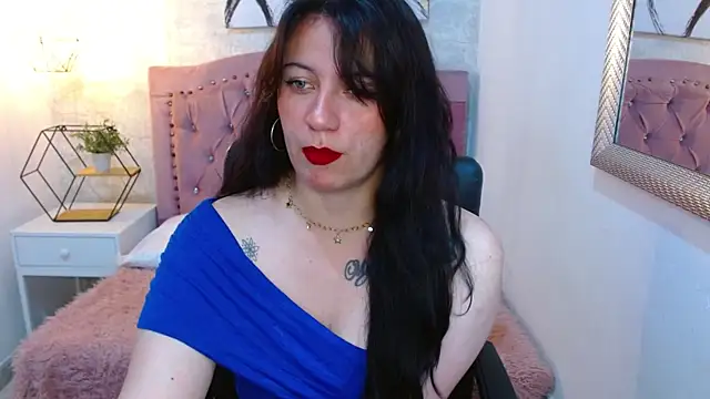 amanda rousee online show from December 15, 12:44 pm