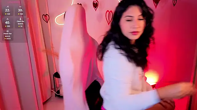 chloebum  online show from February 16, 10:58 am