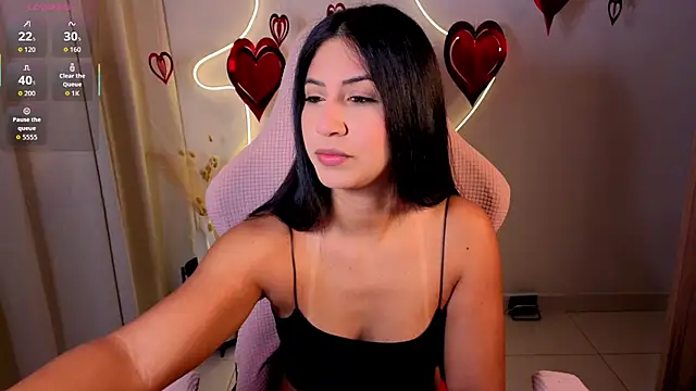 chloebum  online show from February 19, 10:56 am