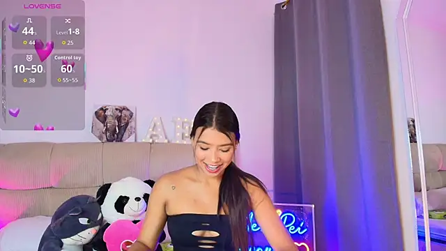 Snapshot of Ana_herrera chatting on June 8, 11:33 am Ana herrera online show from June 8, 11:33 am