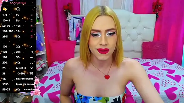 golden girl01 online show from May 26, 9:35 pm