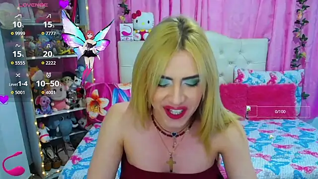 Snapshot of golden_girl01 chatting on September 12, 9:36 pm golden girl01 online show from September 12, 9:36 pm