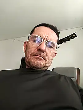 Snapshot of Maxhot3108 chatting on March 3, 7:10 pm Maxhot3108 online show from March 3, 7:10 pm