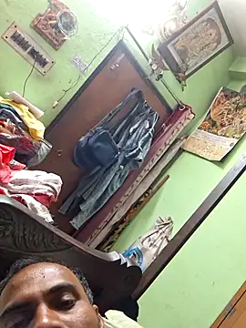 Mr-Mrs-couple online show from February 1, 7:45 pm