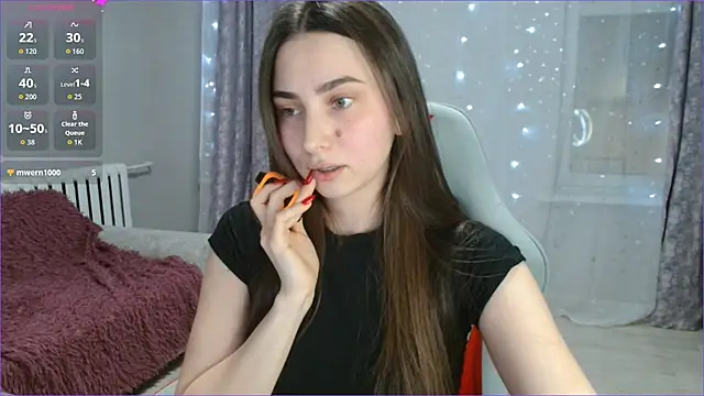 Lina          online show from February 13, 8:20 pm