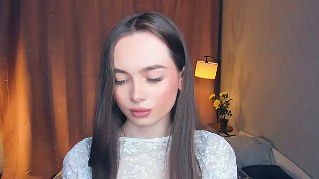 YvonneRobes online show from March 14, 7:09 pm