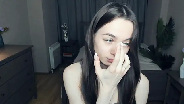 YvonneRobes online show from February 20, 7:16 pm