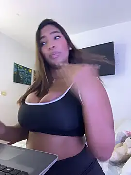 channelportman online show from December 18, 12:49 am