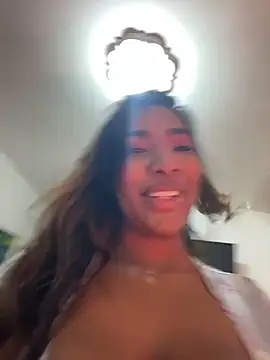 Snapshot of channelportman chatting on December 13, 11:55 pm channelportman online show from December 13, 11:55 pm