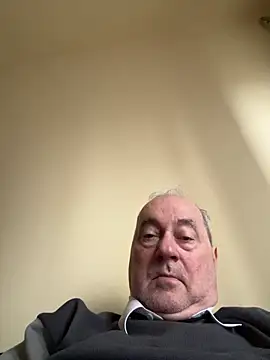 csikar online show from March 30, 8:27 am