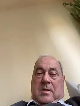 csikar online show from April 3, 10:00 am