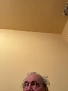 csikar online show from March 3, 9:55 pm