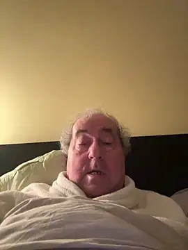 csikar online show from February 11, 5:40 am