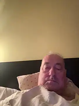 csikar online show from March 30, 8:32 pm