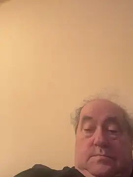 csikar online show from February 4, 6:25 pm