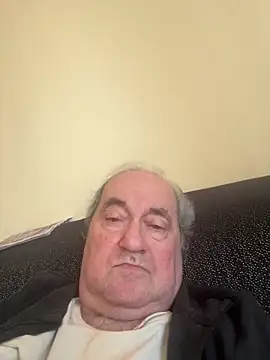 csikar online show from March 6, 1:17 pm