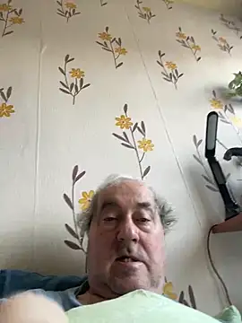 csikar online show from March 1, 8:14 am