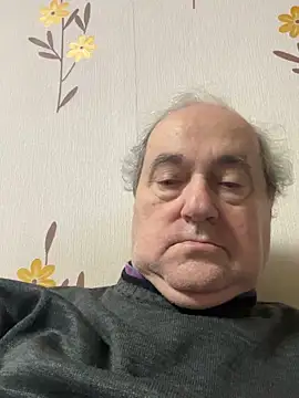 csikar online show from February 6, 6:04 pm