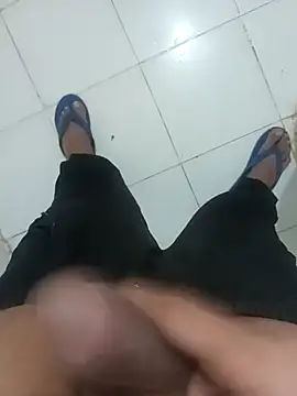 bigg dickkk69 online show from January 6, 9:08 pm