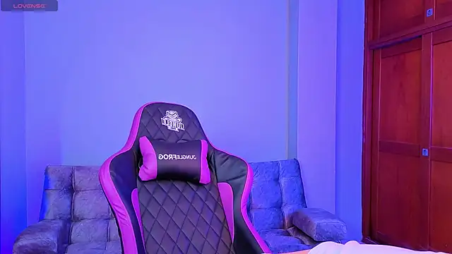 melanimorgan1 online show from January 10, 4:52 am