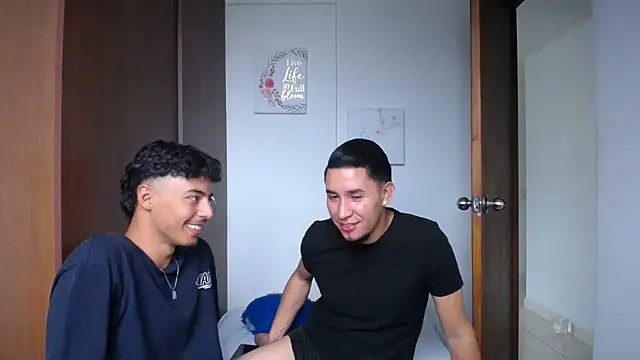 top jax1 online show from April 13, 10:36 pm