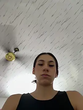 Snapshot of lunaluxury22 chatting on April 29, 1:15 pm lunaluxury22 online show from April 29, 1:15 pm